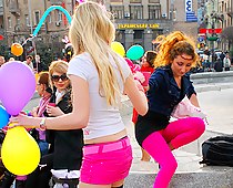 Curly redhead up skirt candid